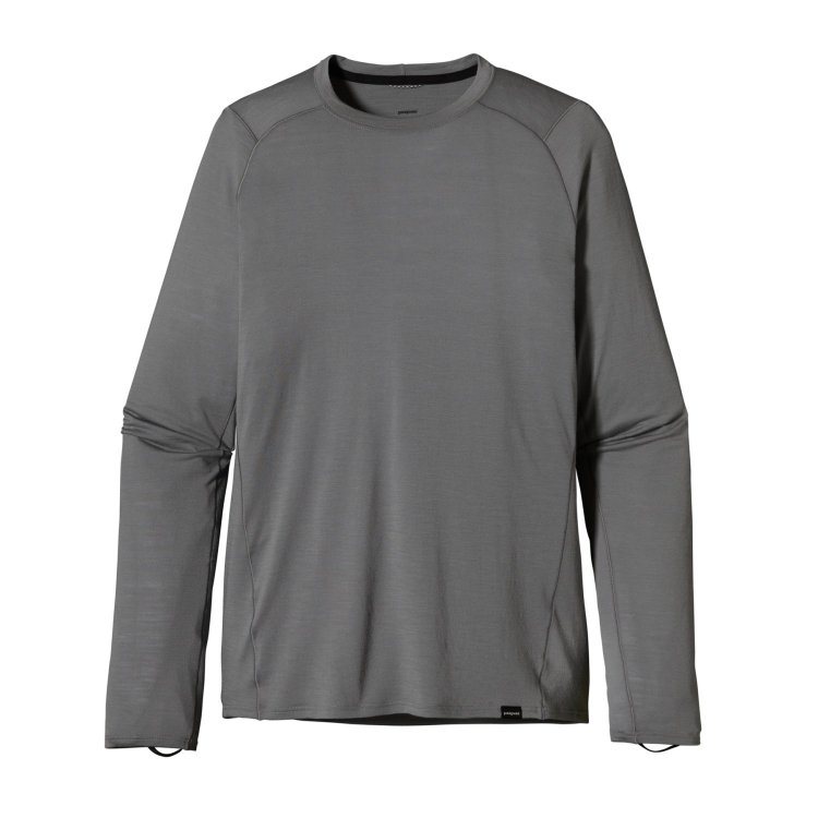 Футболка 36721 MS MERINO 2 LW CREW Футболка 36721 MS MERINO 2 LW CREWФутболки<br>Футболка-термобелье мужская с длинным рукавом. <br><br><br>Материал – 80% шерсть, 20% полиэстер. <br><br>Швы обработаны специальным способ...<br><br>Цвет: Серый<br>Размер: XL