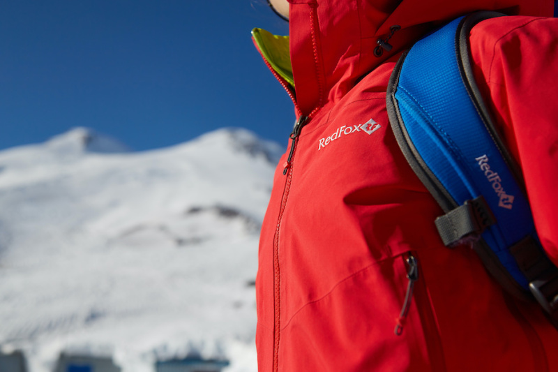 Как стирать мембранную куртку: правильный уход за водонепроницаемой одеждой