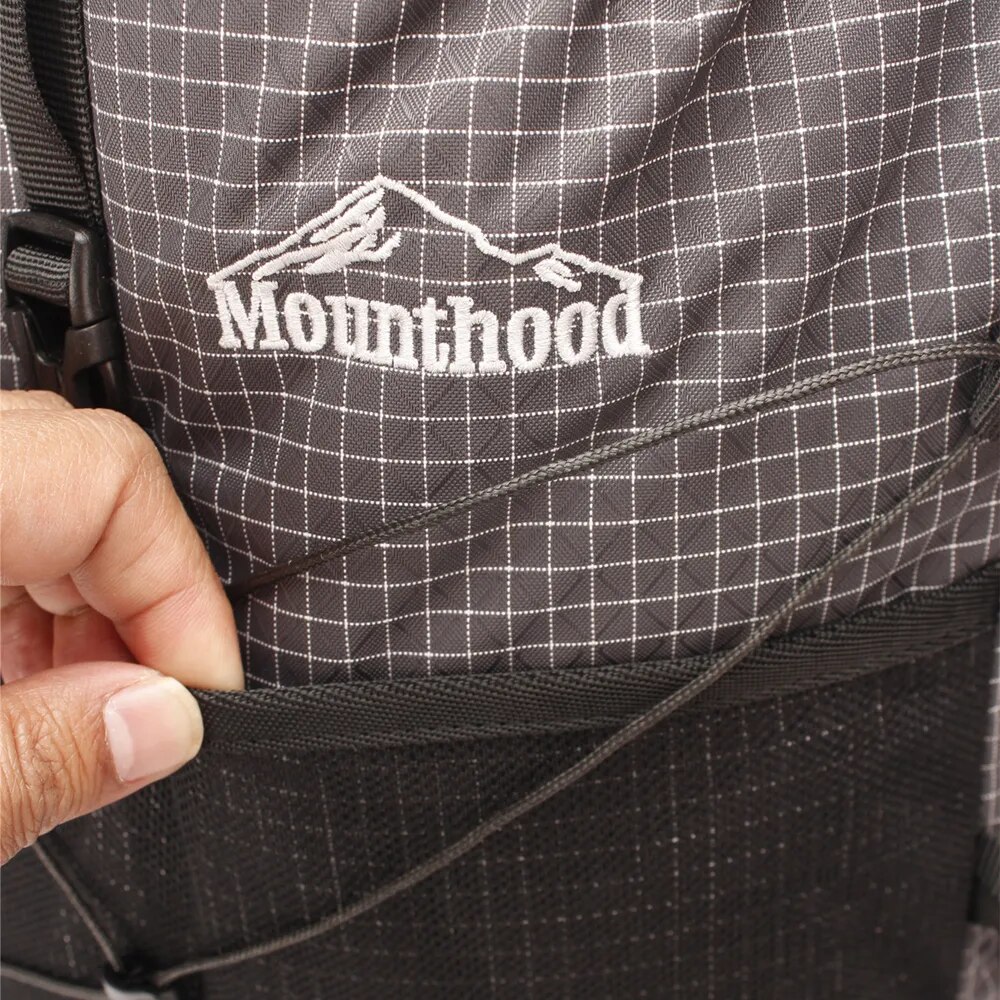 

B2013 MOUNTHOOD 40 Ультралегкий походный рюкзак (40 черный)