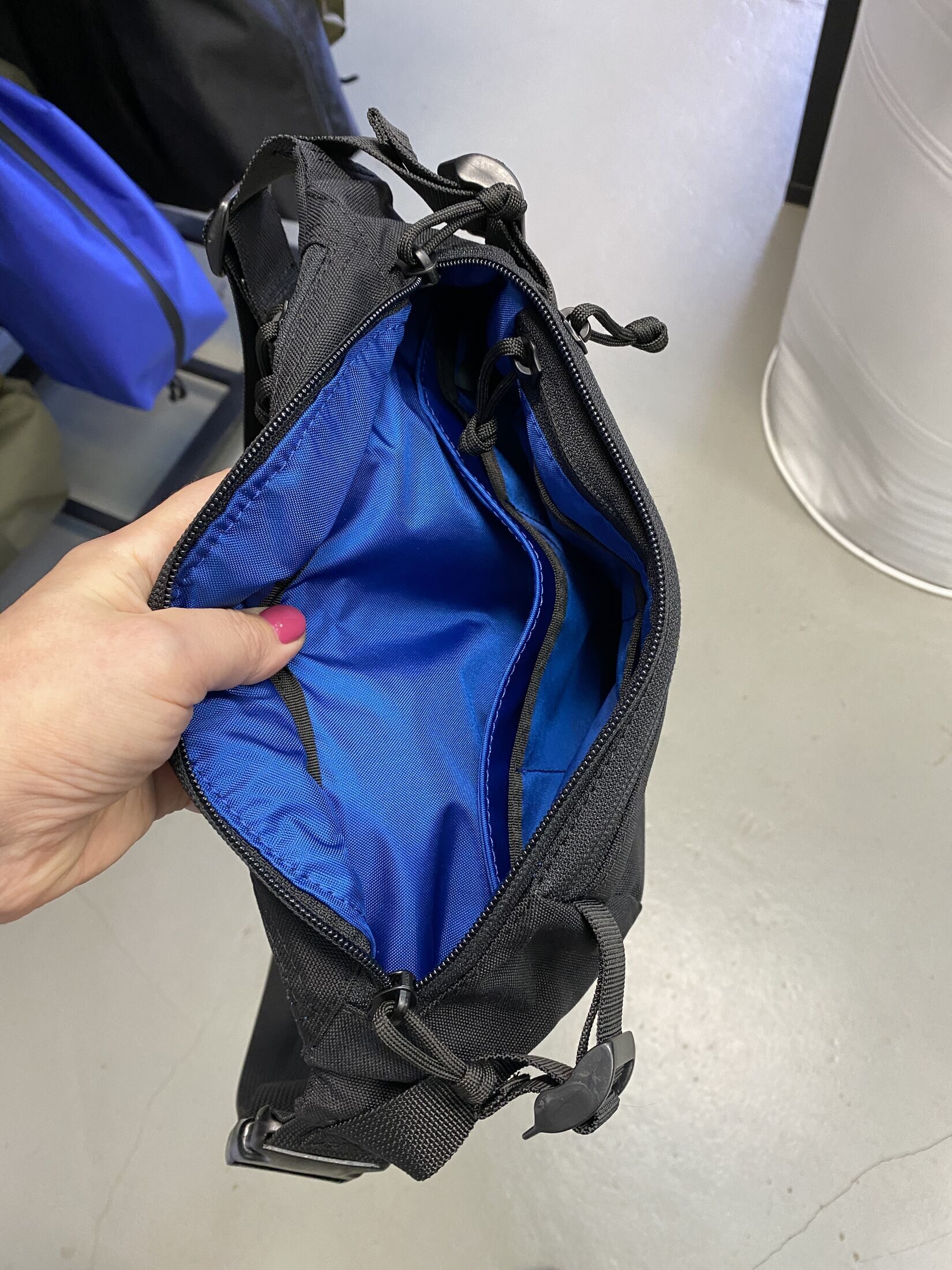 

*Сумка поясная (средняя) Hipbag Nylon M Липучка, Черный 2, *Сумка поясная (средняя) Hipbag Nylon M Липучка