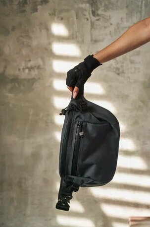 *  () Hipbag nylon L