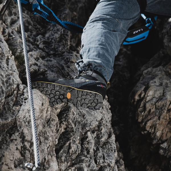 Ботинки VITRIK MID GTX (41, DARK GREY/YELLOW, ,)