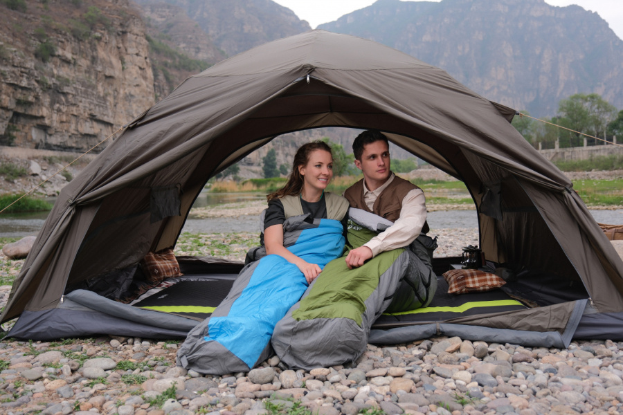 2002 COMPACT 1000 0°С 215х75х50 спальный мешок (0C, зеленый правый)