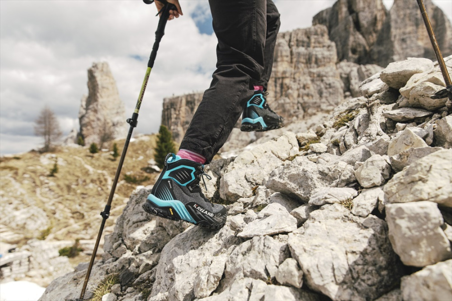 Ботинки DUKE MID W'S GTX (38.5, Black/Azure, , , )