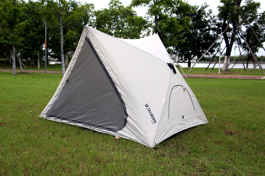 CASETTA 2 палатка Talberg (серый)