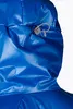 clever_bright_blue_grey_005.jpg
