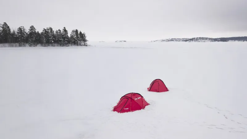 PEAK PRO 3 RED палатка Talberg (красный)